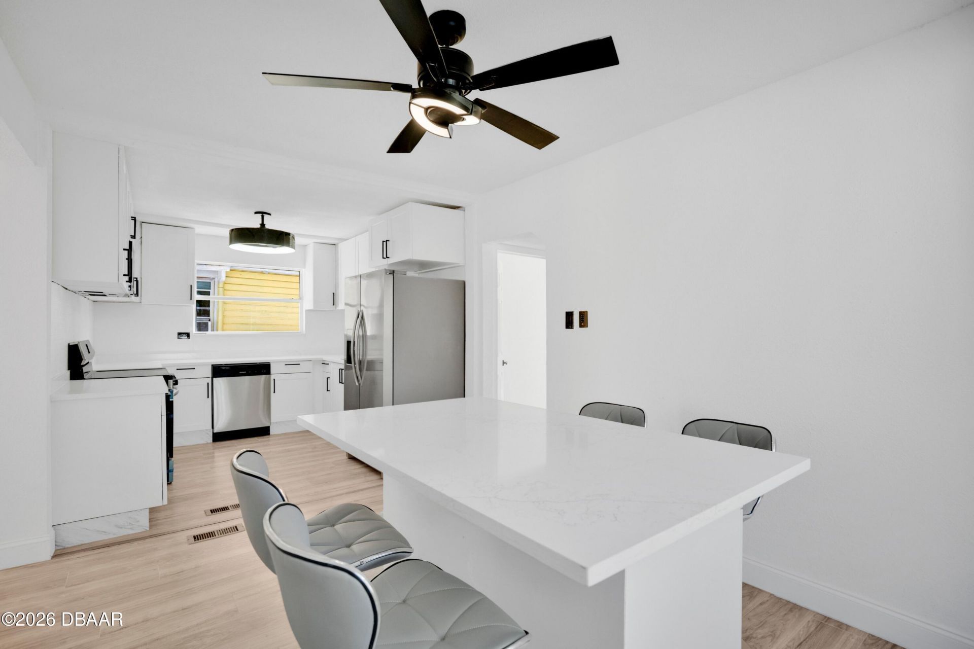 207 S Oleander Avenue, Daytona Beach, FL 32118 Photo