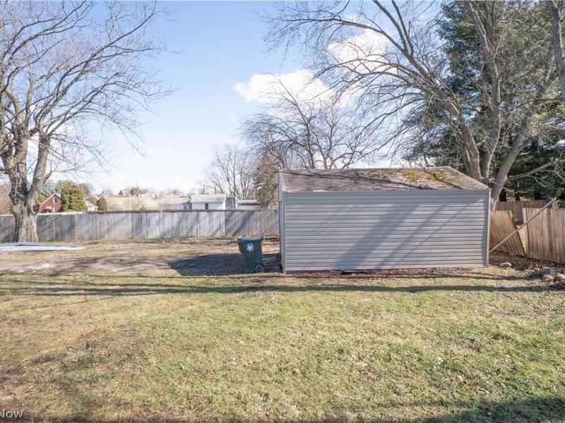 2408 21st Street NE, Canton, OH 44705 Photo 24