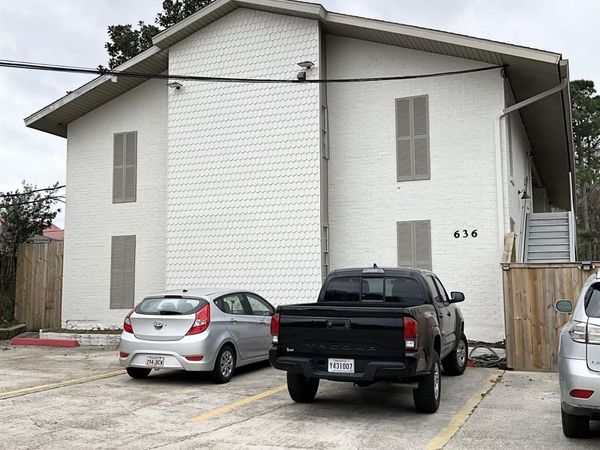 636 Lakeland Dr, Unit #3, Baton Rouge, LA 70802