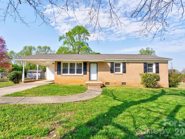 1904 Sulphur Springs Road , Shelby, NC 28152