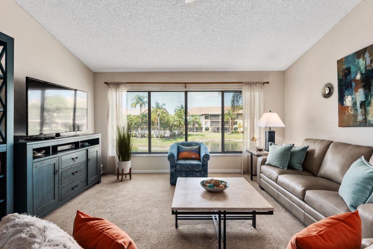 5656 Ashton Lake Drive, Unit 5656, Sarasota, FL 34231 Photo