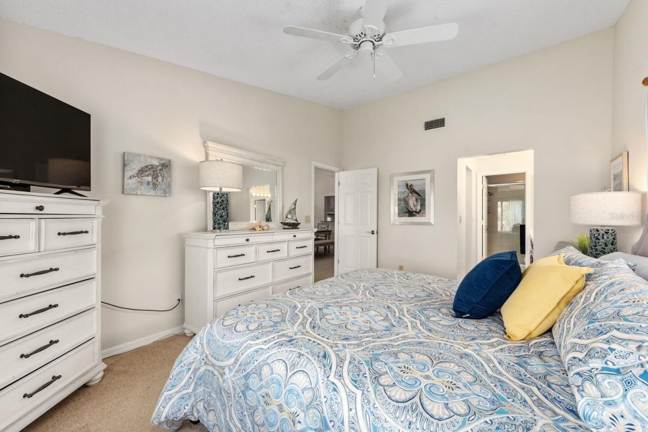 5656 Ashton Lake Drive, Unit 5656, Sarasota, FL 34231 Photo