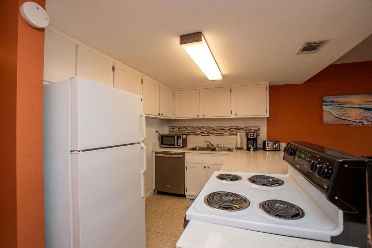 4849 Saxon, Unit C202, New Smyrna Beach, FL 32169 Photo