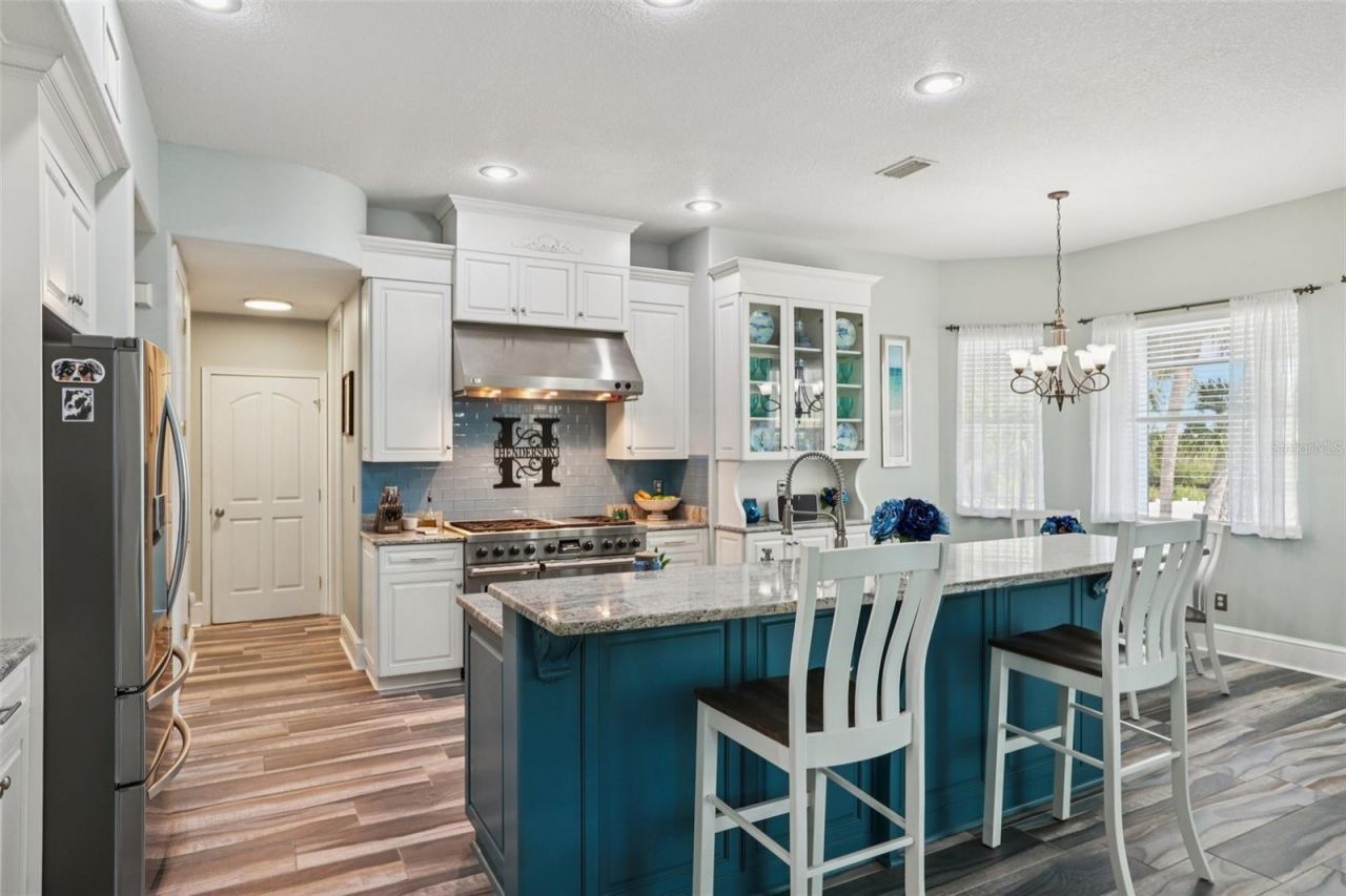 8107 Sierra Manor Lane, Tampa, FL 33635 Photo