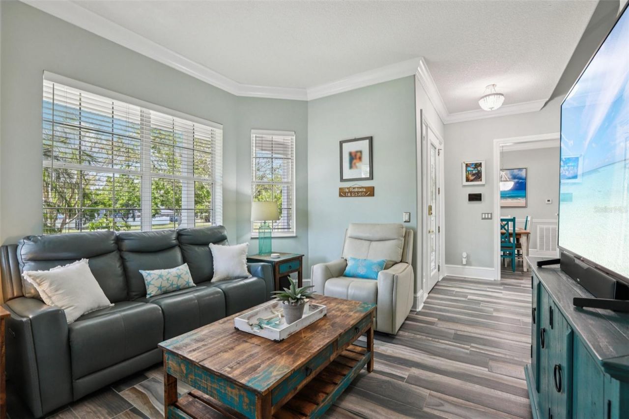 8107 Sierra Manor Lane, Tampa, FL 33635 Photo