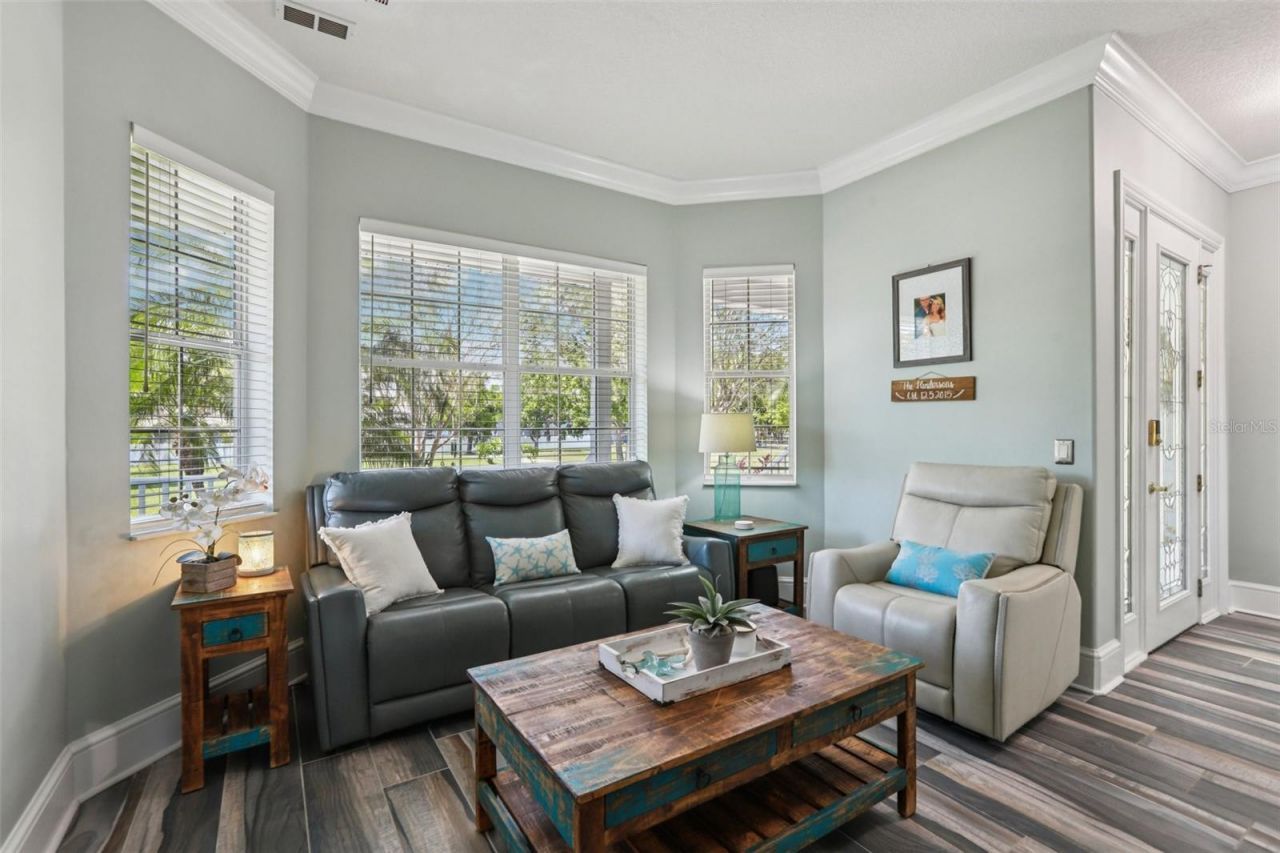 8107 Sierra Manor Lane, Tampa, FL 33635 Photo