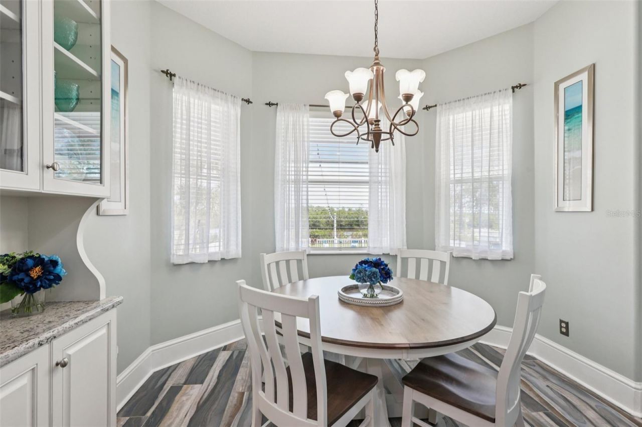 8107 Sierra Manor Lane, Tampa, FL 33635 Photo