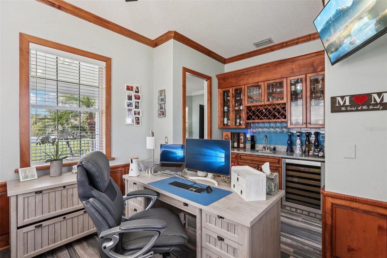 8107 Sierra Manor Lane, Tampa, FL 33635 Photo