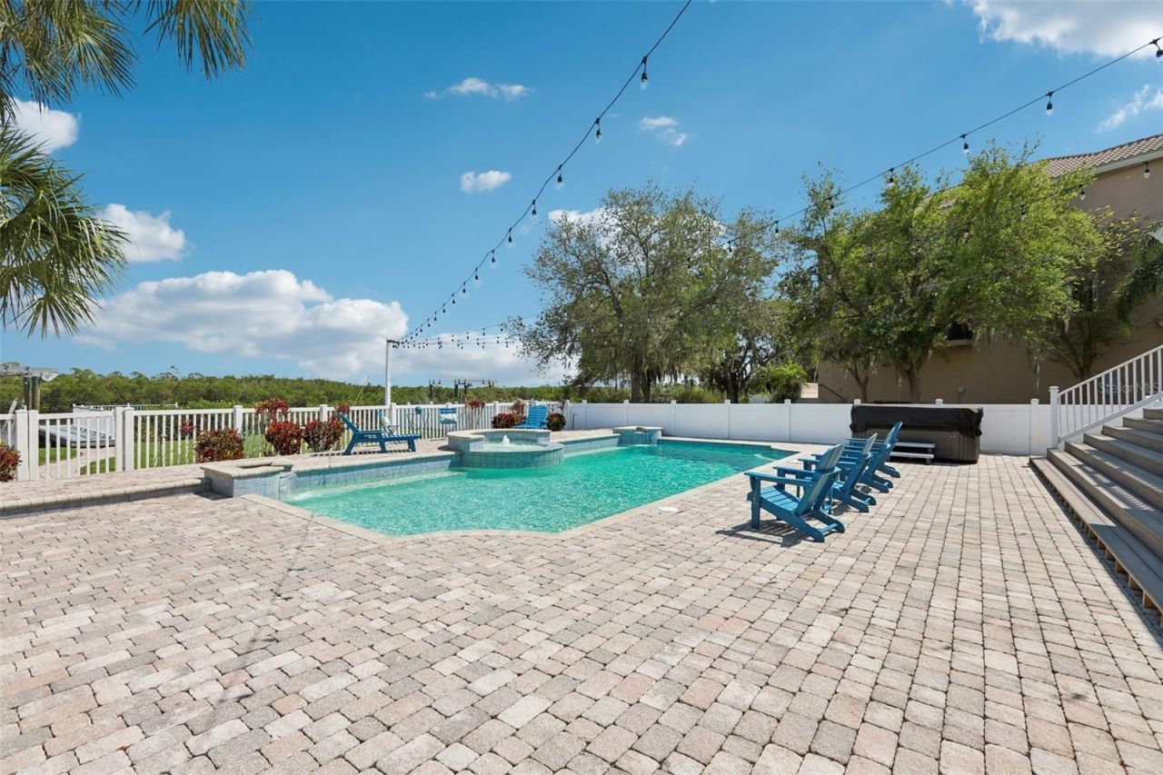 8107 Sierra Manor Lane, Tampa, FL 33635 Photo