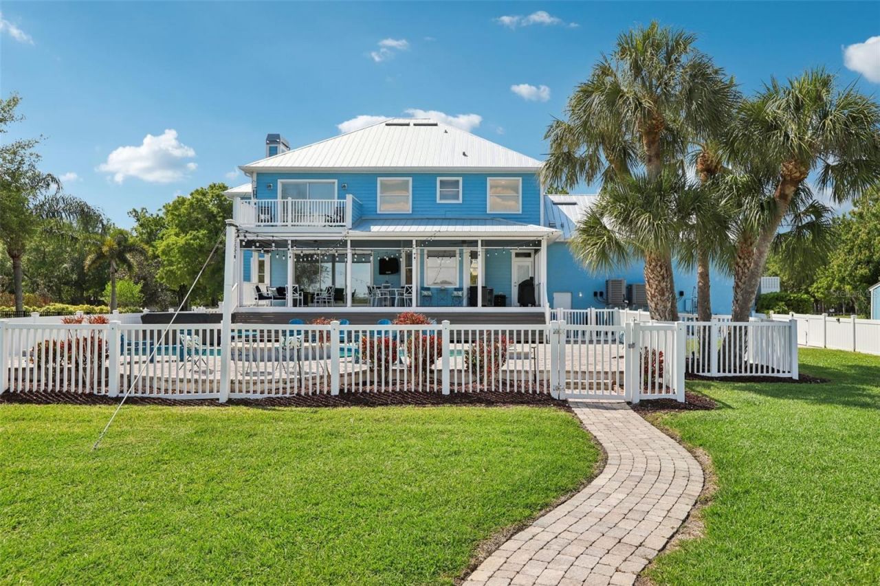 8107 Sierra Manor Lane, Tampa, FL 33635 Photo