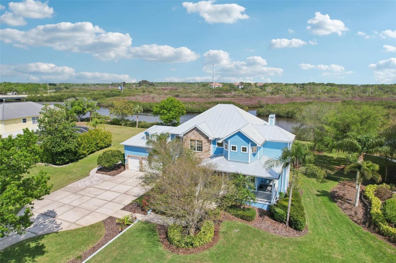 8107 Sierra Manor Lane, Tampa, FL 33635 Photo