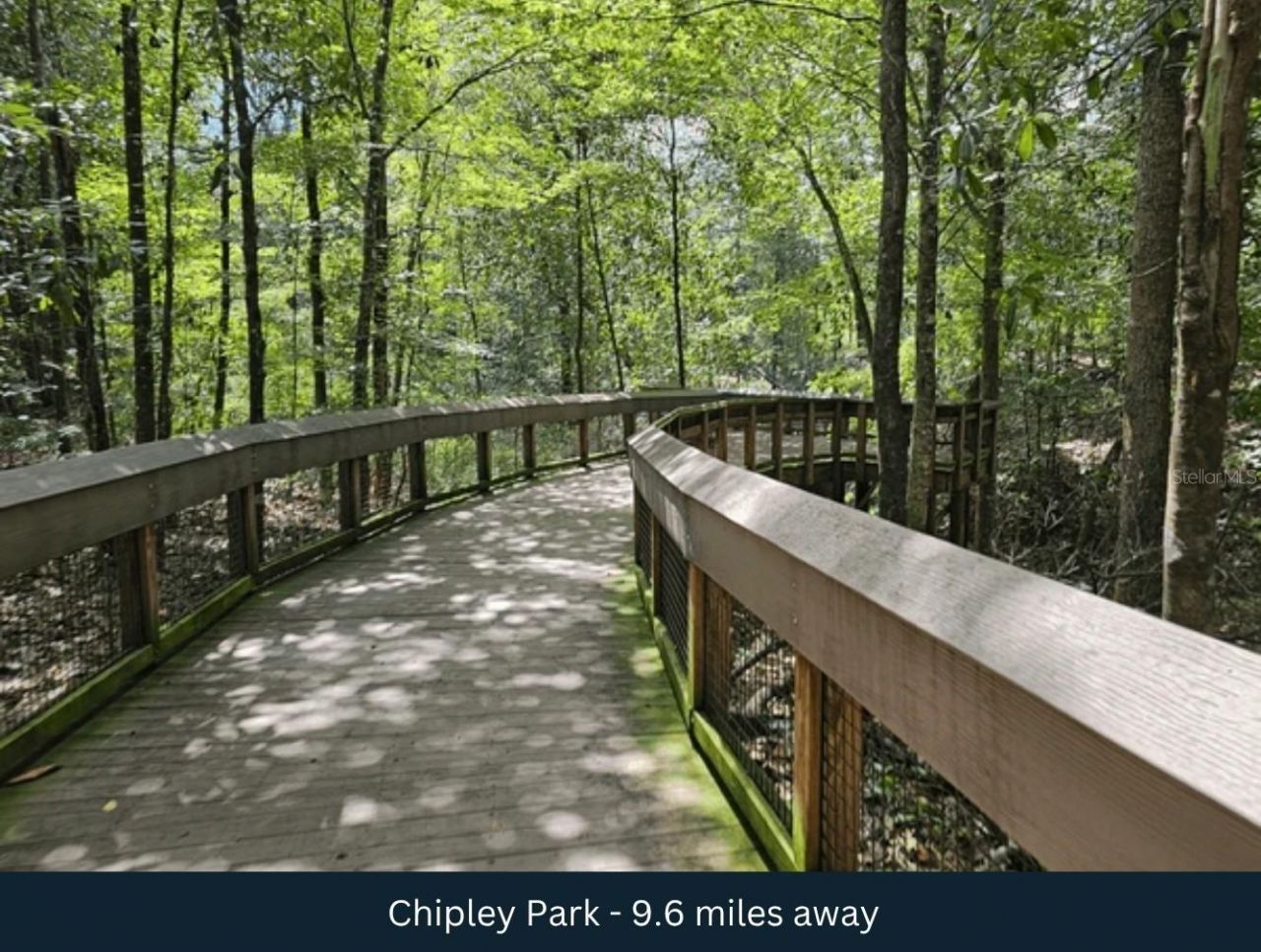 208 Kings Lake Boulevard , Defuniak Springs, FL 32433 Photo