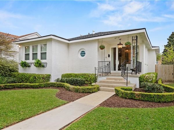 6751 CANAL Boulevard , New Orleans, LA 70124