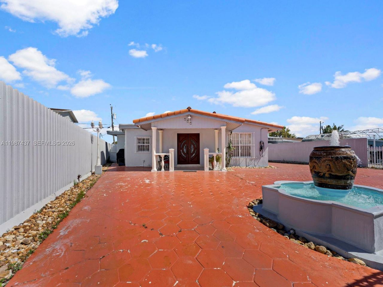 871 SE 5th Pl , Hialeah, FL 33010 Photo