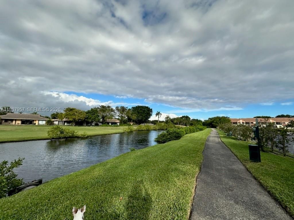 3309 Water Oak Dr , Unit 1304, Hollywood, FL 33021 Photo