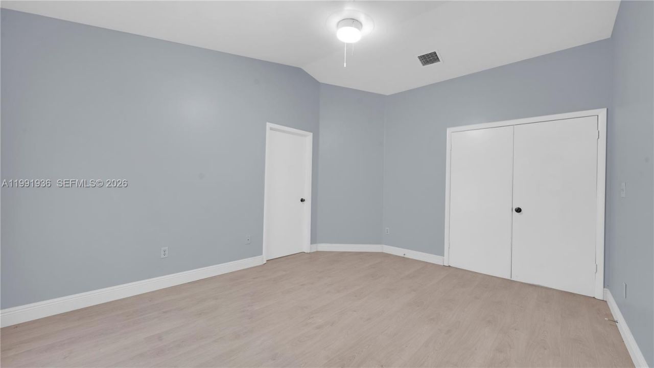 9131 N Lake Miramar Cir , Miramar, FL 33025 Photo