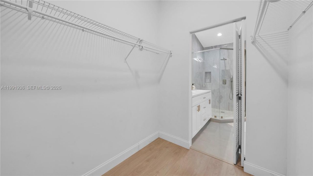 9131 N Lake Miramar Cir , Miramar, FL 33025 Photo