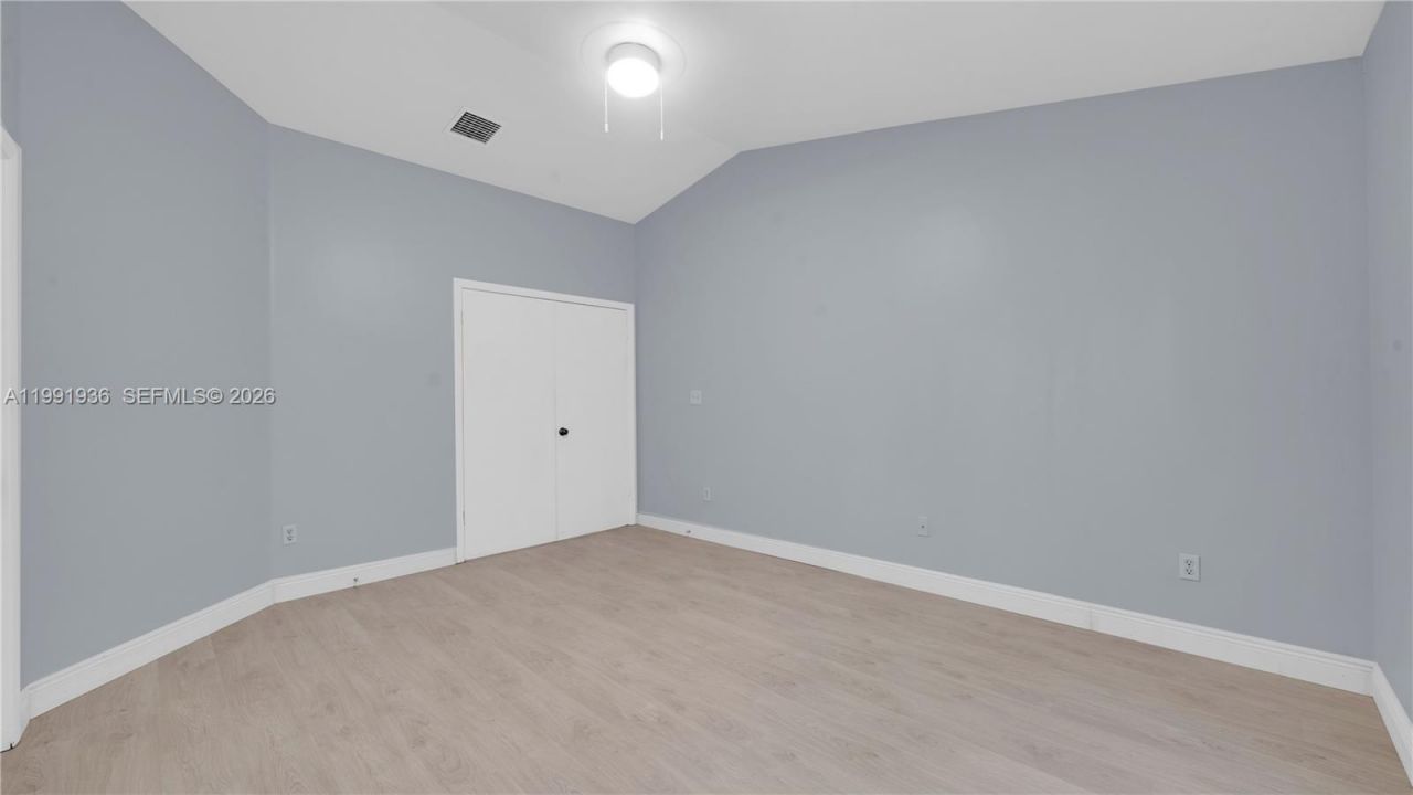 9131 N Lake Miramar Cir , Miramar, FL 33025 Photo