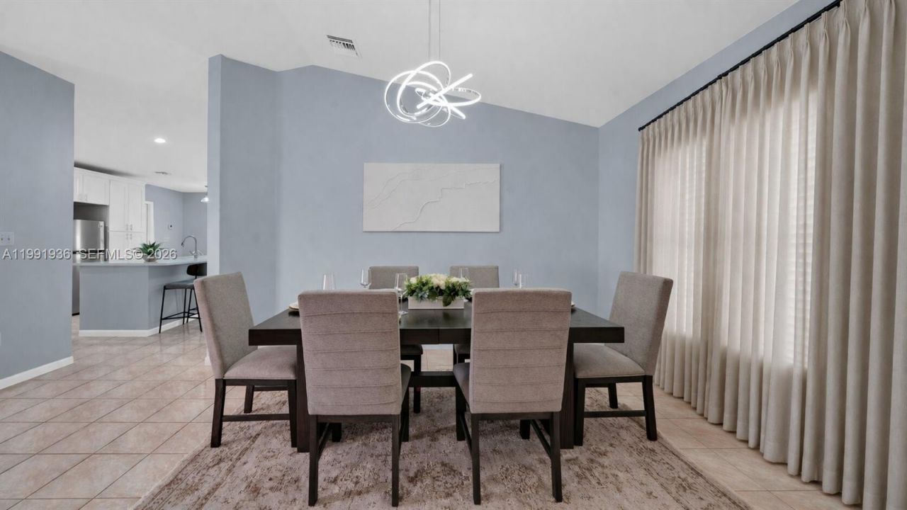 9131 N Lake Miramar Cir , Miramar, FL 33025 Photo