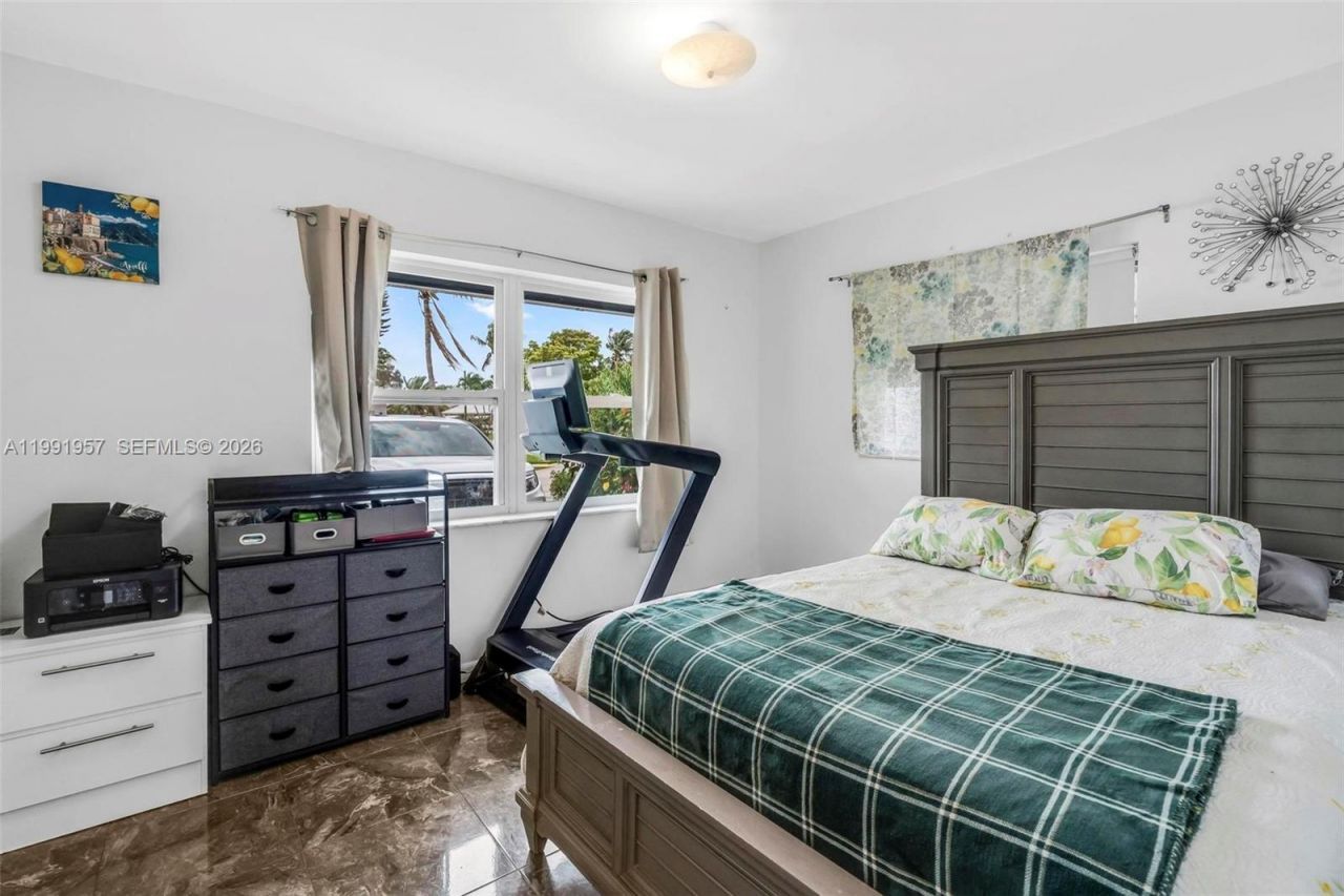 7211 NW 76th St , Tamarac, FL 33321 Photo