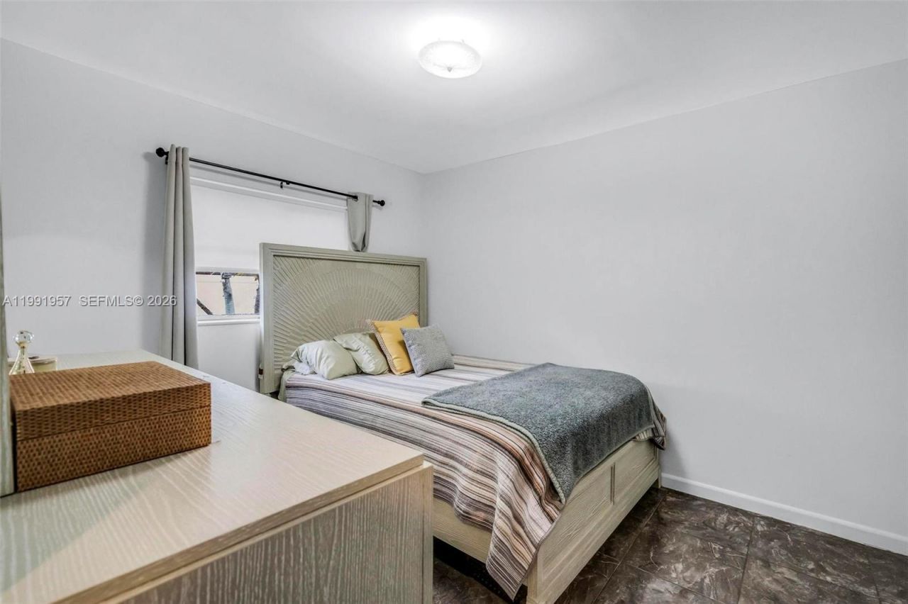 7211 NW 76th St , Tamarac, FL 33321 Photo