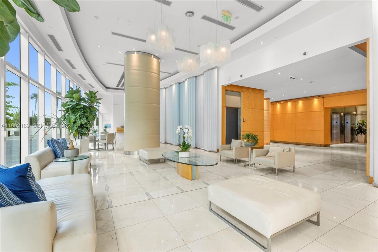 2101 Brickell Ave , Unit 806, Miami, FL 33129 Photo