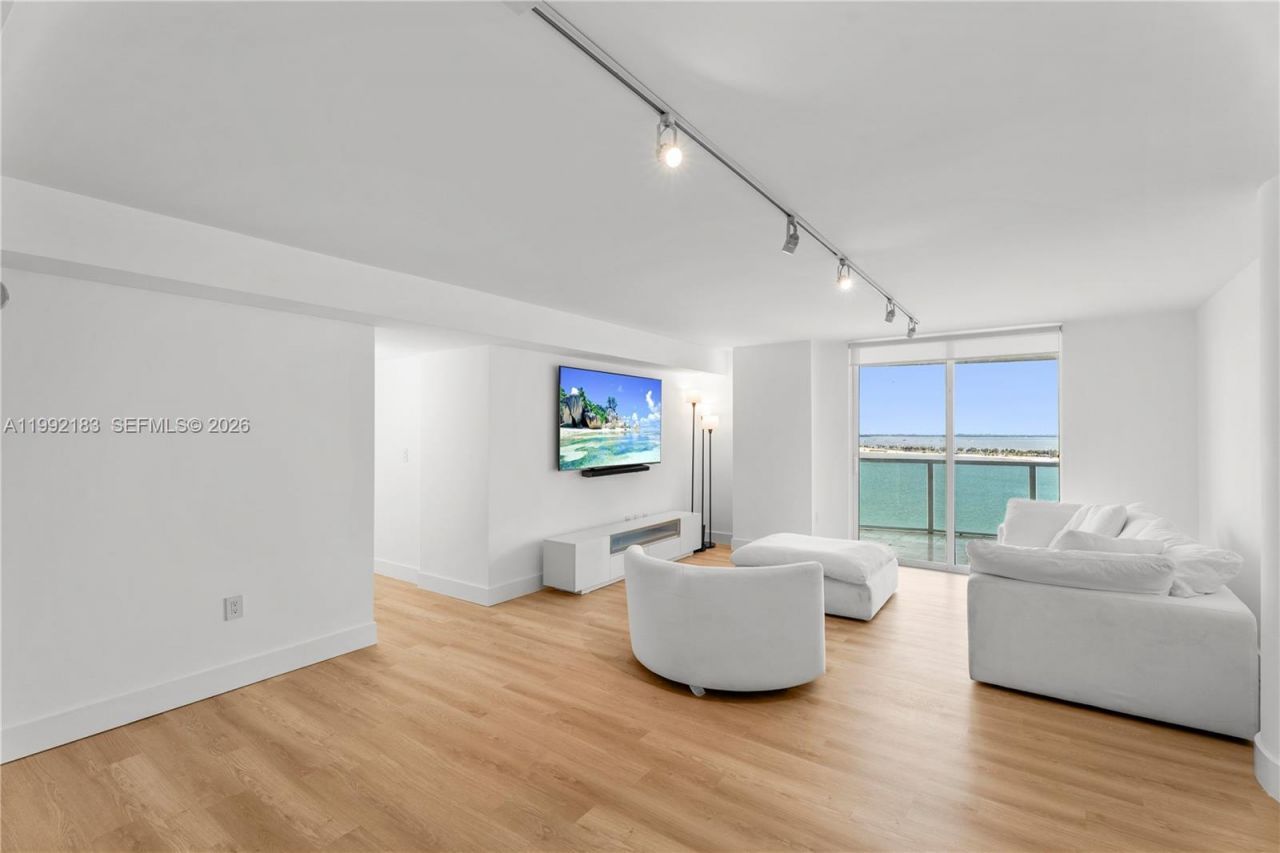 2101 Brickell Ave , Unit 806, Miami, FL 33129 Photo