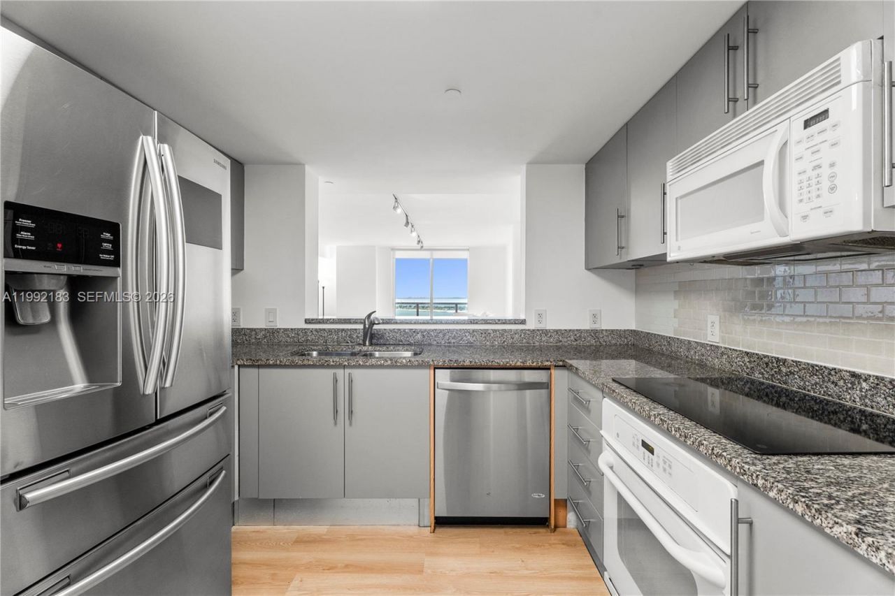 2101 Brickell Ave , Unit 806, Miami, FL 33129 Photo