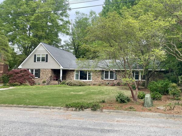 2210 Sulgrave Drive NW, Wilson, NC 27896