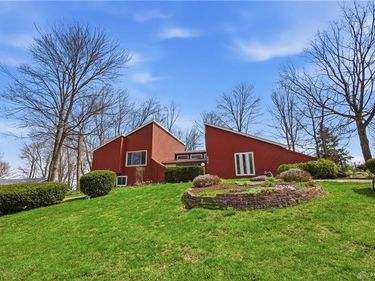 438 Merrick Drive, Beavercreek, OH 45434