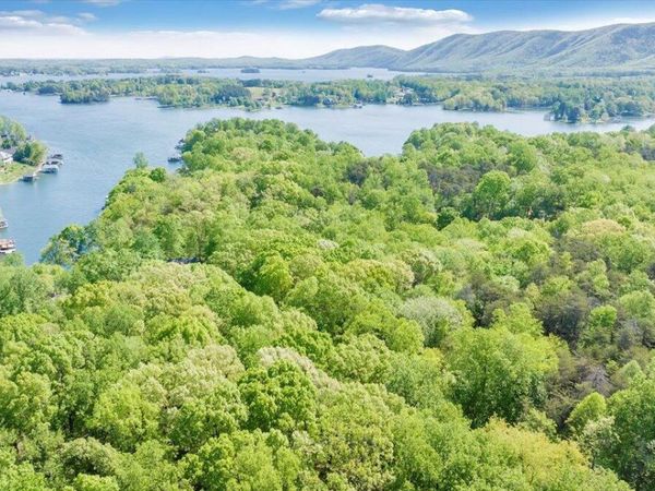 Lot 284 Cross Tower DR , Penhook, VA 24137