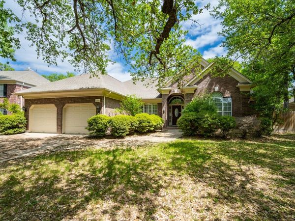 7916 Yaupon DR, Austin, TX 78759