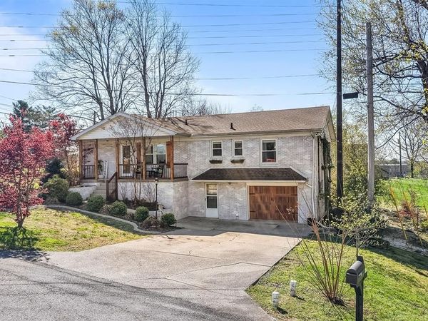 309 Lexington Drive , Glasgow, KY 42141