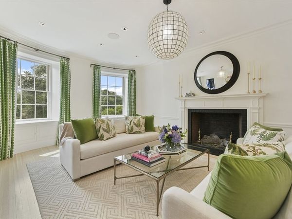 62 Beacon, Unit 3, Boston, MA 02108