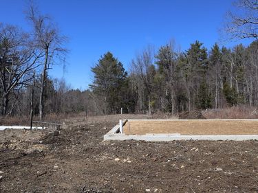 148 Flaherty Rd, Barre, MA 01005