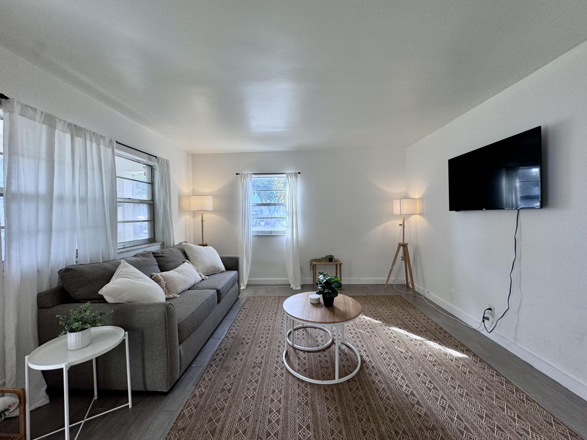 202 Lucerne Avenue, Unit 13a, Lake Worth Beach, FL 33460 Photo