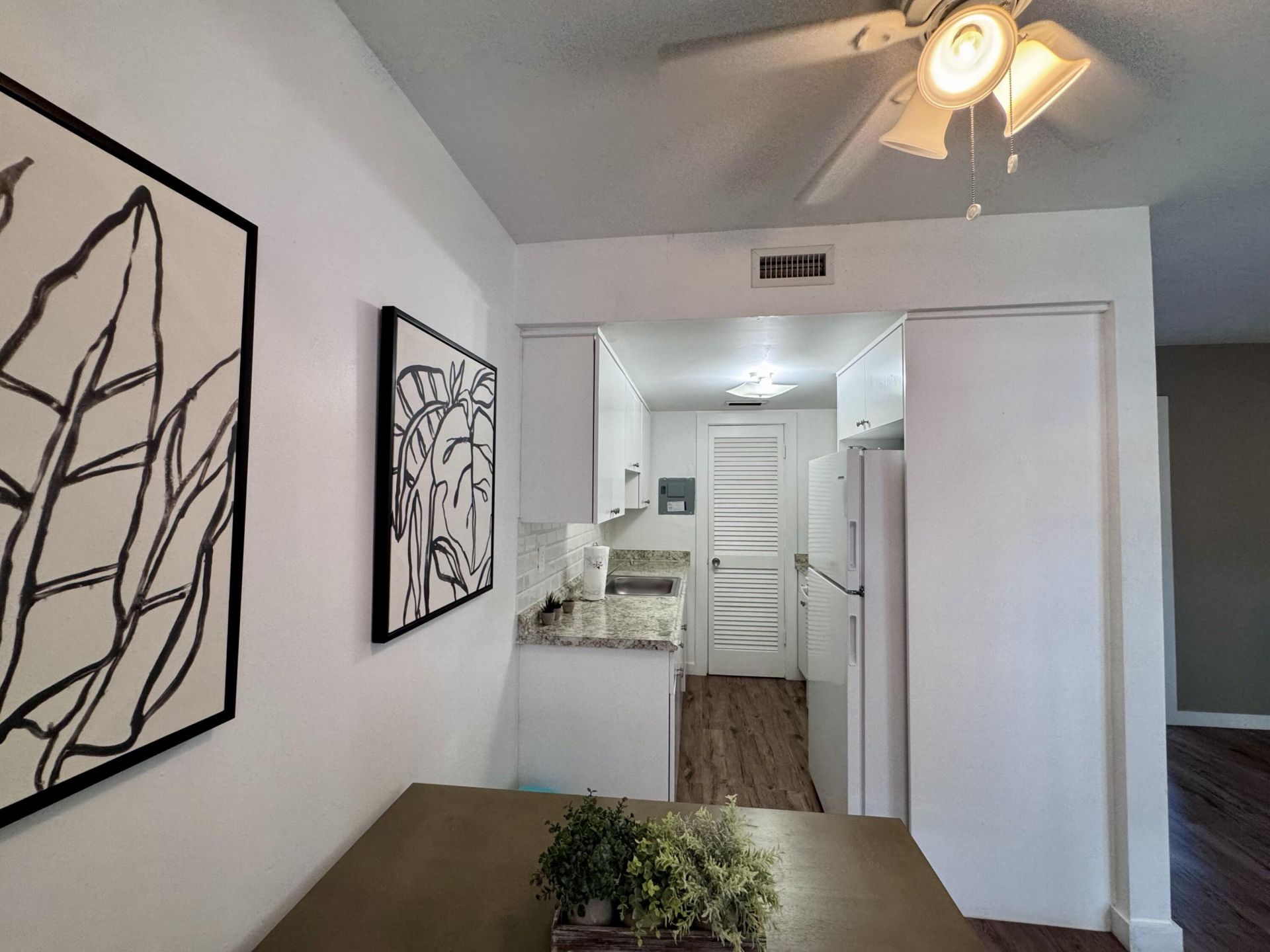 202 Lucerne Avenue, Unit 13a, Lake Worth Beach, FL 33460 Photo