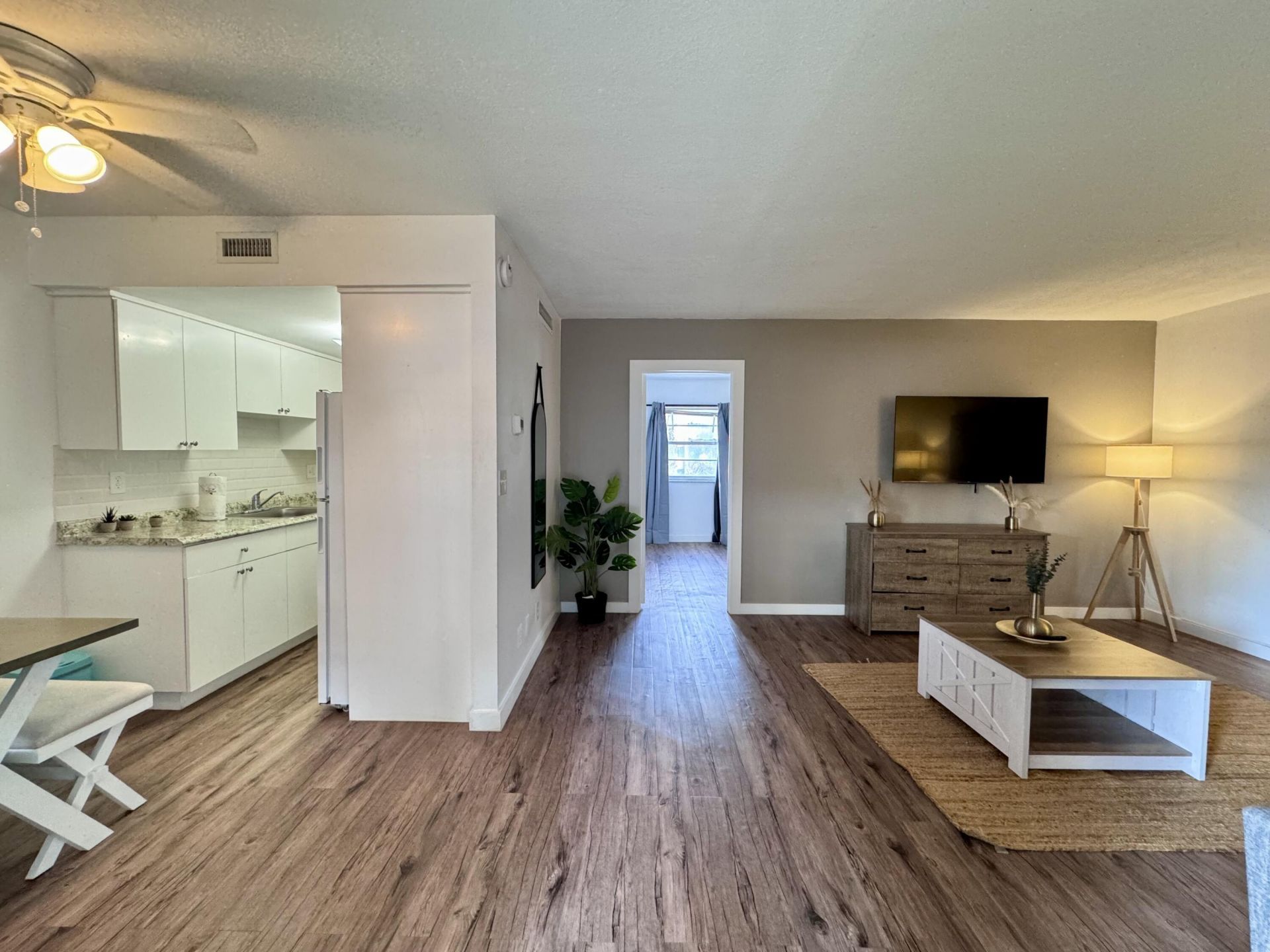 202 Lucerne Avenue, Unit 13a, Lake Worth Beach, FL 33460 Photo