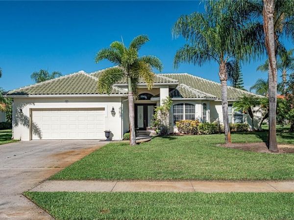 5836 Pine Ridge Circle, Vero Beach, FL 32967
