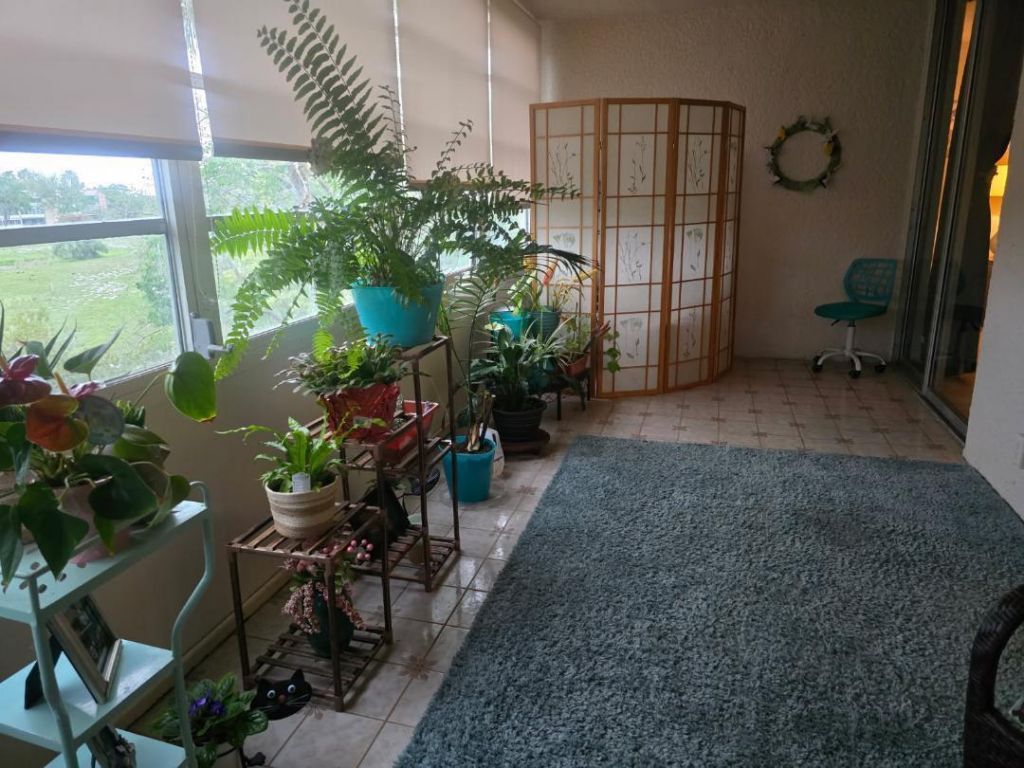 7300 Lake Cir Drive, Unit 404, Margate, FL 33063 Photo