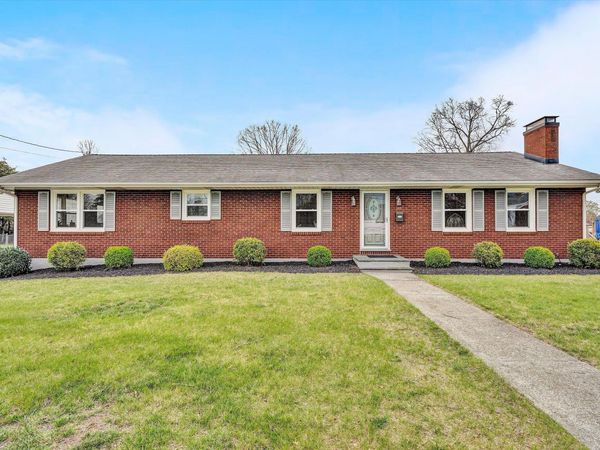 3411 Frontier RD NW, Roanoke, VA 24012