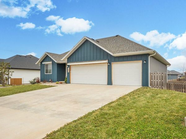 1112 S Cumberland Avenue , Republic, MO 65738