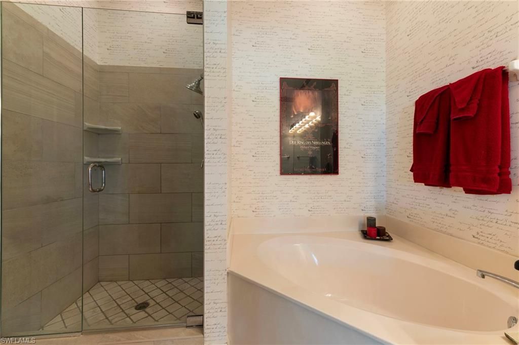 2433 Ravenna Blvd, Unit 202, Naples, FL 34109 Photo