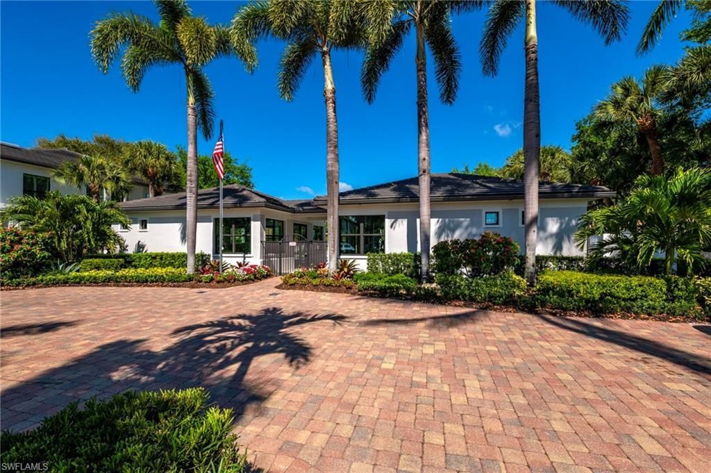2433 Ravenna Blvd, Unit 202, Naples, FL 34109 Photo