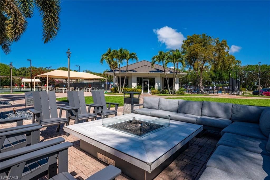 2433 Ravenna Blvd, Unit 202, Naples, FL 34109 Photo
