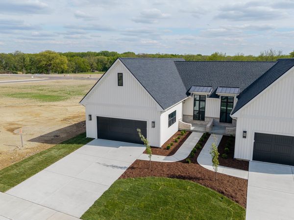 212 Allison Road, Lexington, IL 61753
