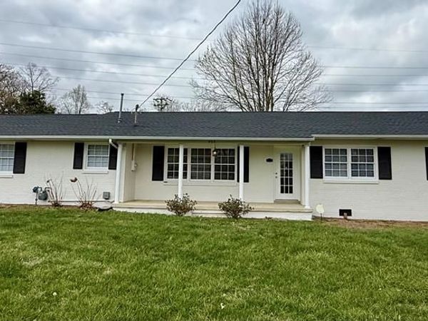 925 Southgate Drive, Cookeville, TN 38501