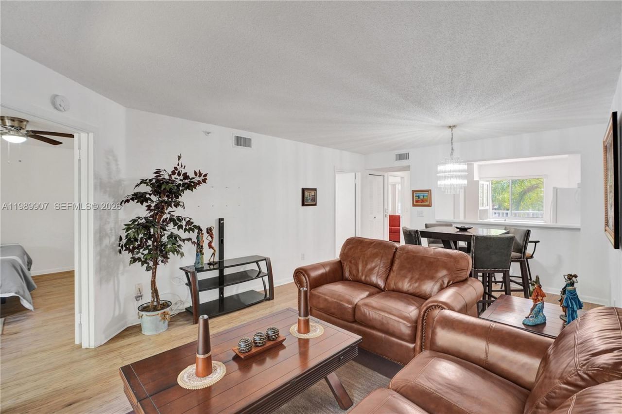 9511 Weldon Cir , Unit G306, Tamarac, FL 33321 Photo