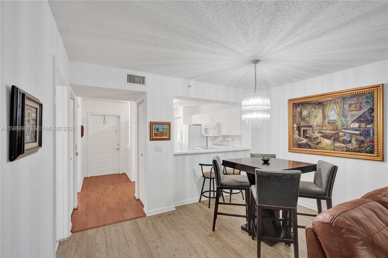 9511 Weldon Cir , Unit G306, Tamarac, FL 33321 Photo