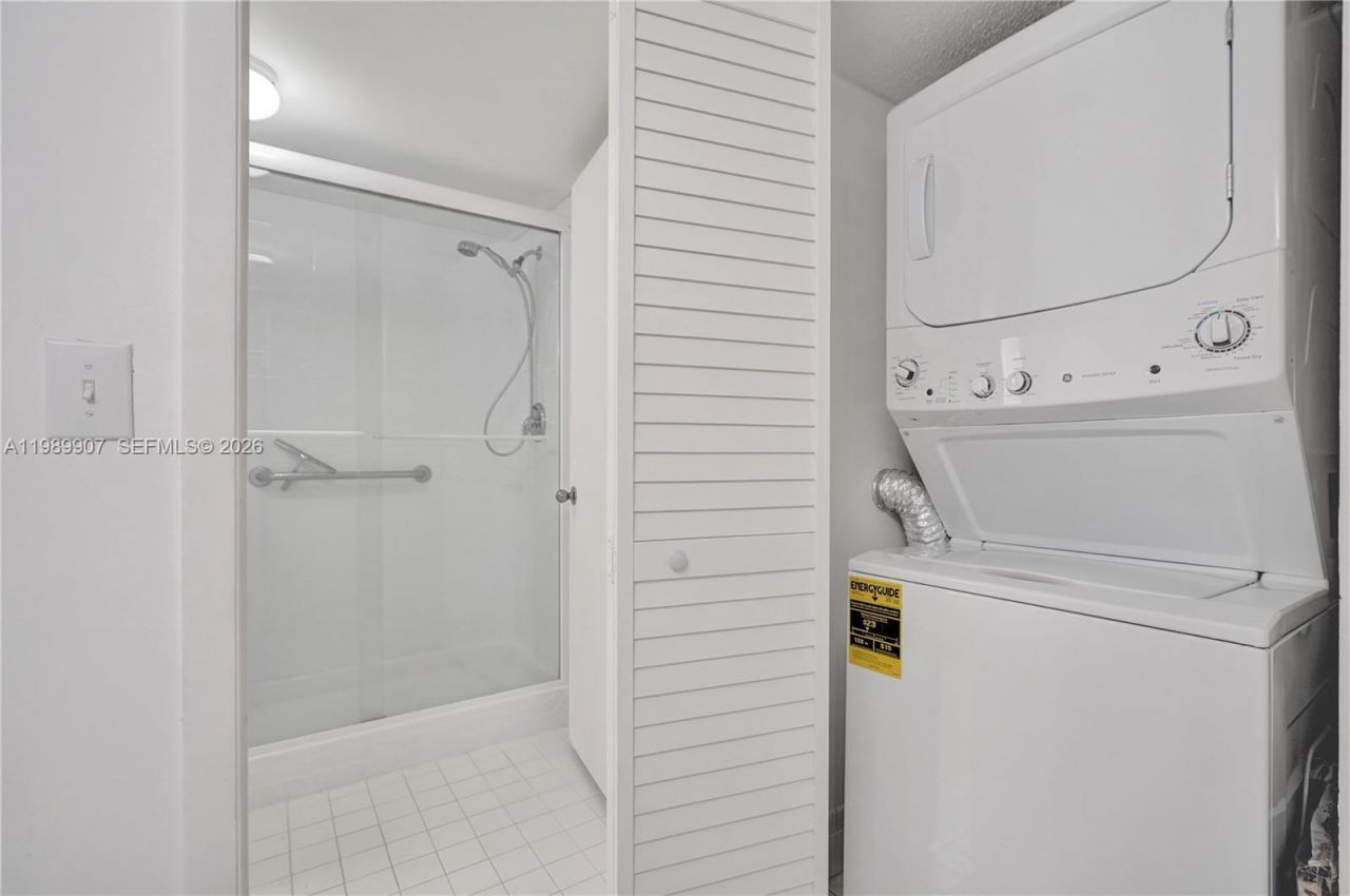 9511 Weldon Cir, Unit G306, Tamarac, FL 33321 Photo